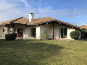 Villa MARGARETA pour 10 personnes entre lac et océan- Wifi gratuit